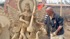 ४८ वर्षदेखि मूर्तिमै तल्लिन