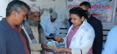 चितवनमा नेपाली महले बजार नै पाउन छाड्यो