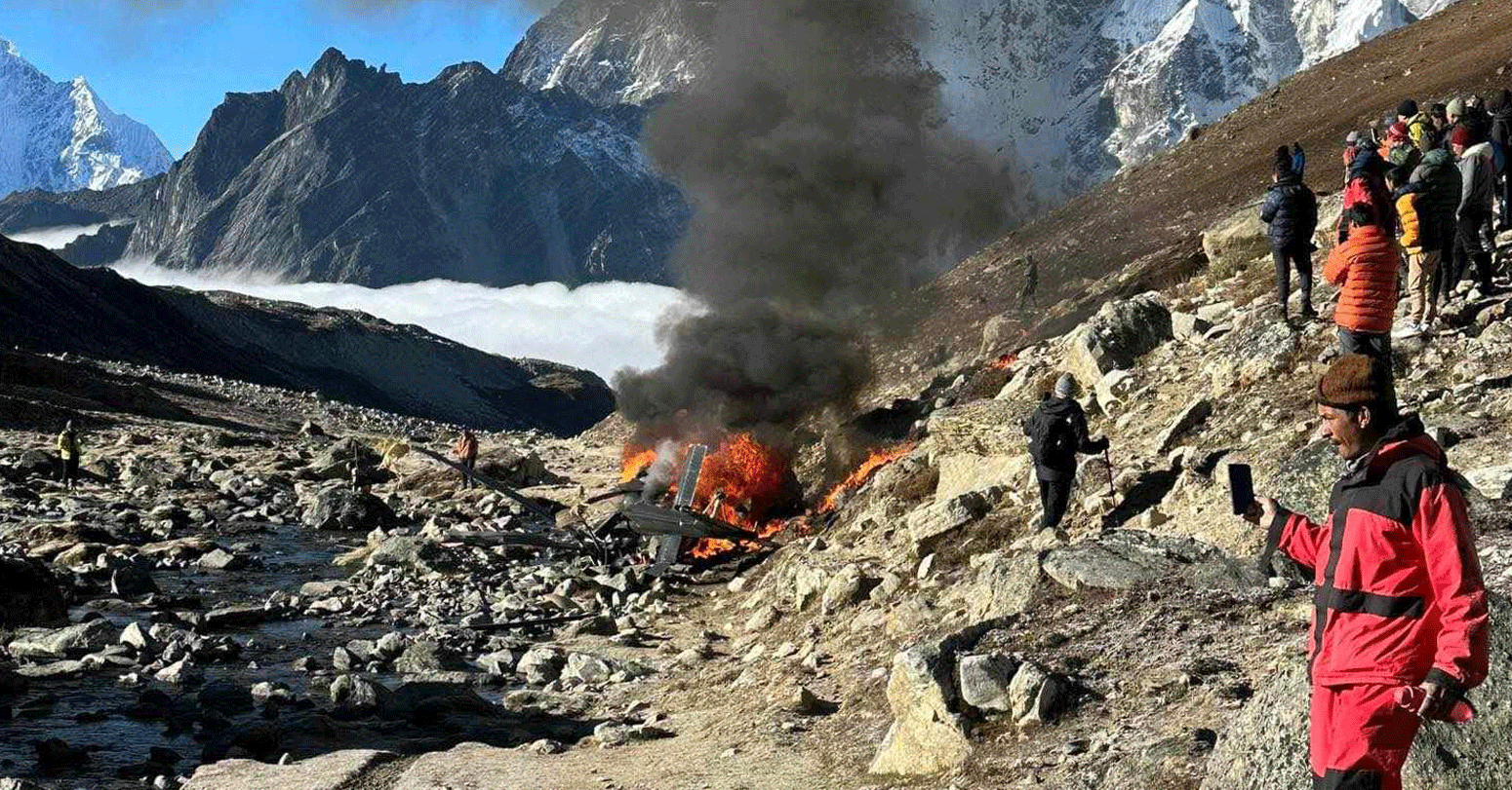 लोबुचेमा मनाङ एयरको हेलिकोप्टर दुर्घटना, घाइते पाइलटको उद्धार