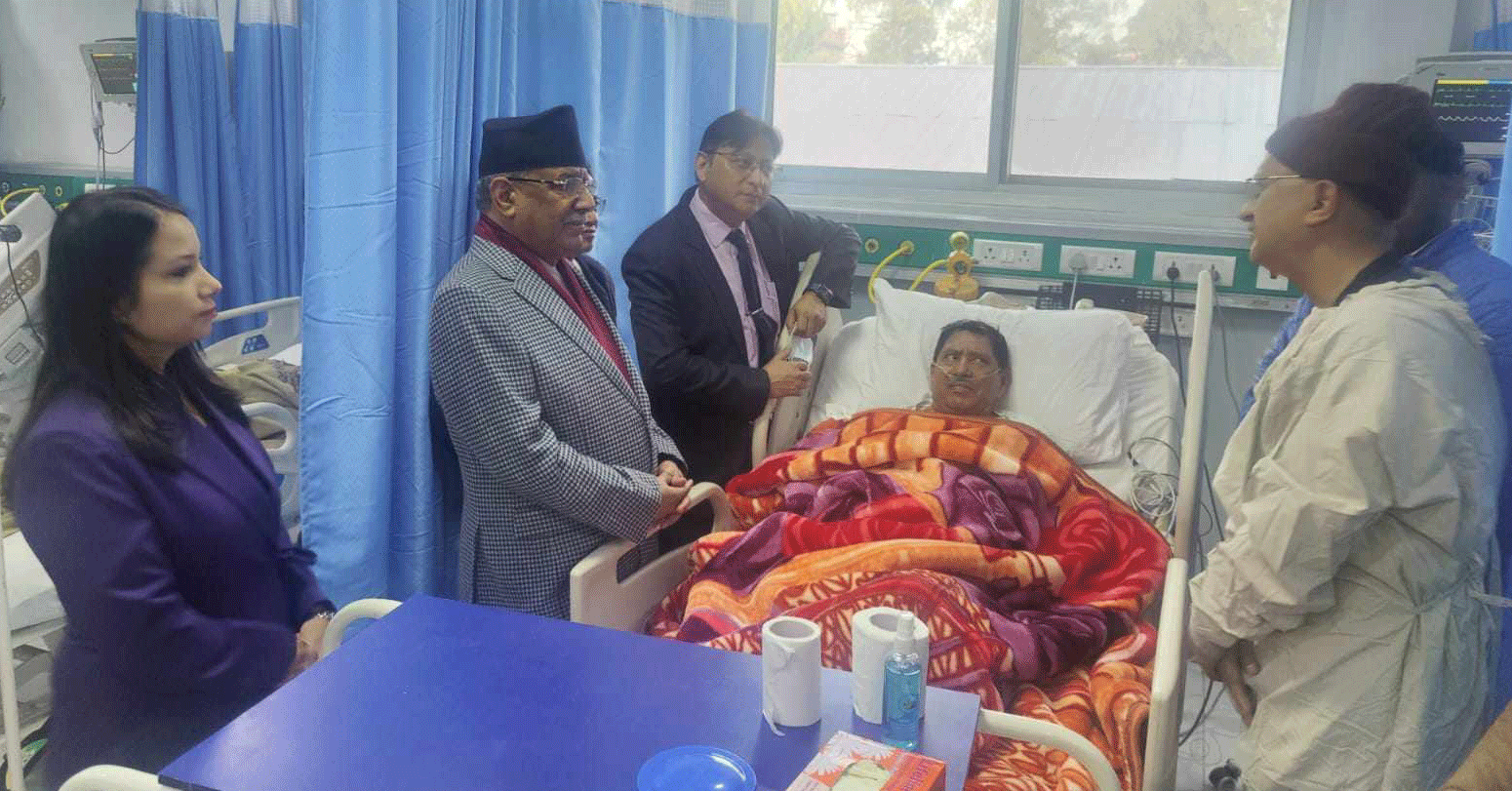 प्रधानमन्त्रीले लिनुभयो उपप्रधानमन्त्रीको स्वास्थ्यस्थितिबारे जानकारी