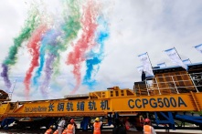 为何偏向中国？马来西亚总理的回答是——