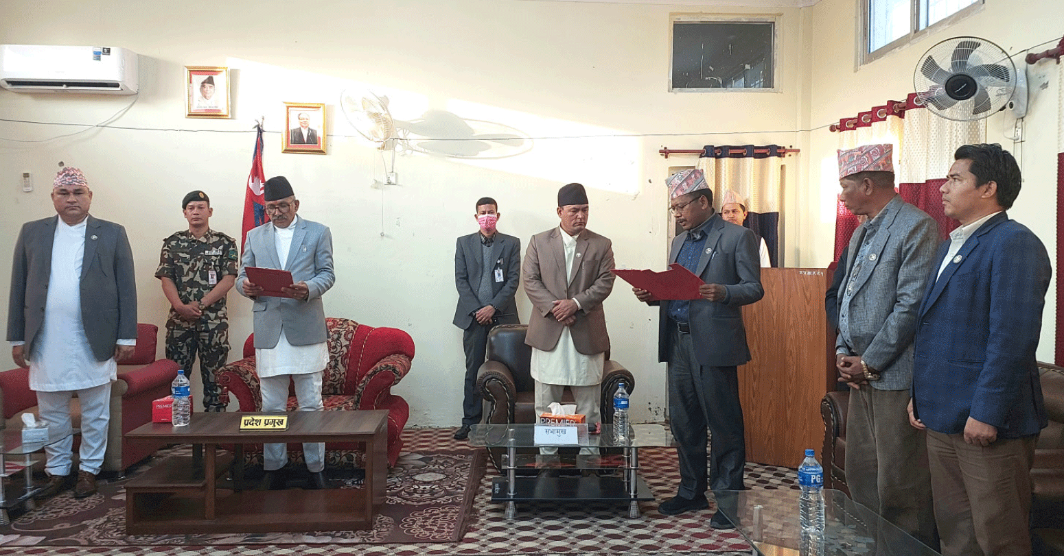 अल्पमतका मुख्यमन्त्रीको सत्ता जोगाउने खेल : नागरिक उन्मुक्तिका सातै सांसदलाई पद