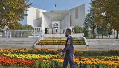 Is it FBR chief’s duty to save corrupt officials, asks SC