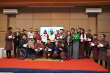 Access to information and attrition challenge media