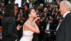 Selena Gomez, Salma Hayek, and Eva Longoria dazzle on red carpet at 'Emilia Pérez'