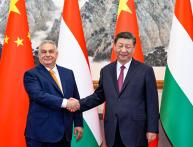 Xi meets Hungarian prime minister, exchanging views on ties, Ukraine crisis