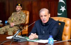 Environment to be made conducive for business: PM
