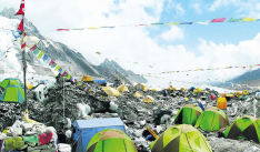 लेक लागेर बर्सेनि जान्छ पर्यटकको ज्यान