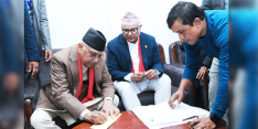 एमाले अध्यक्ष ओलीद्वारा उम्मेदवारी दर्ता