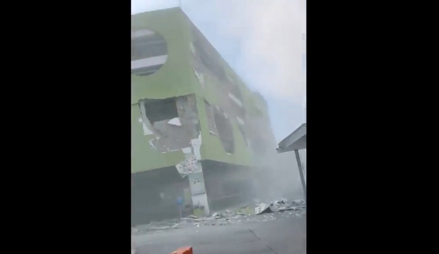 Quake (1)