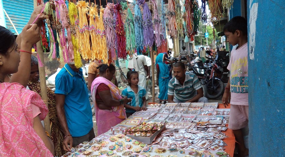 Rakhi-1