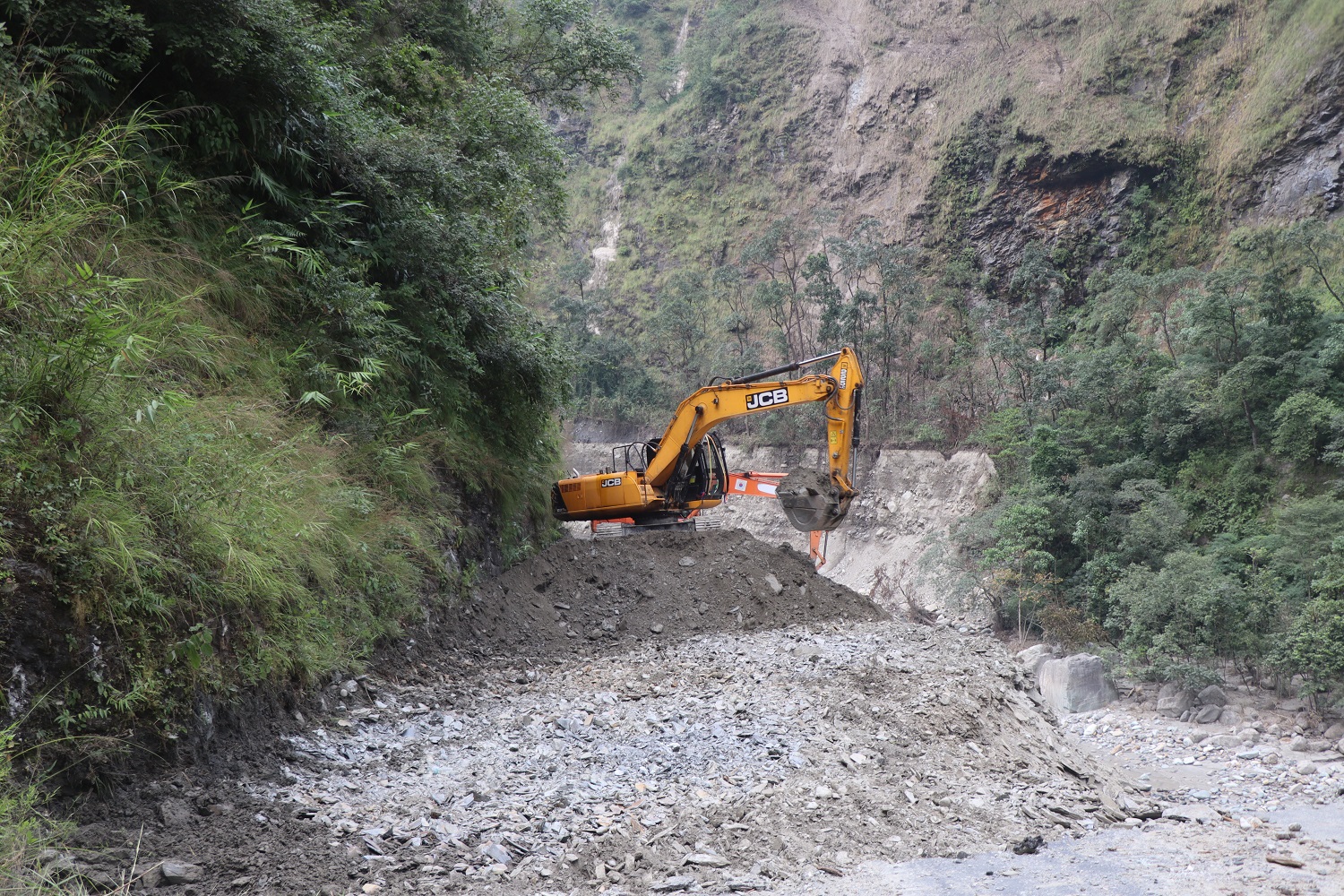Beni-Jomsome-Korola-Road-2