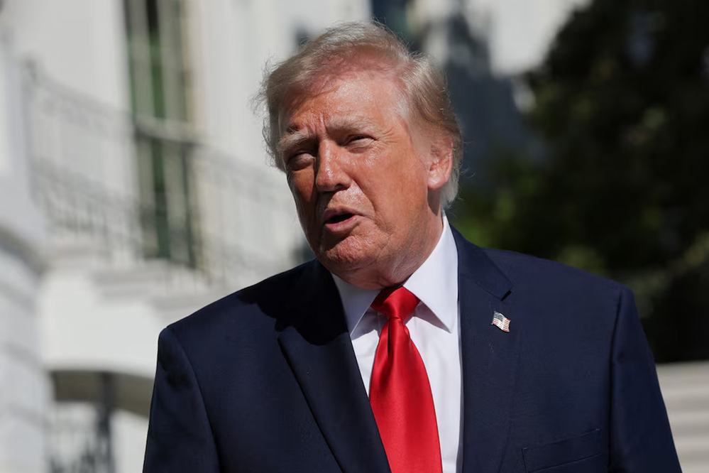 trump-08102026041408-1000x0